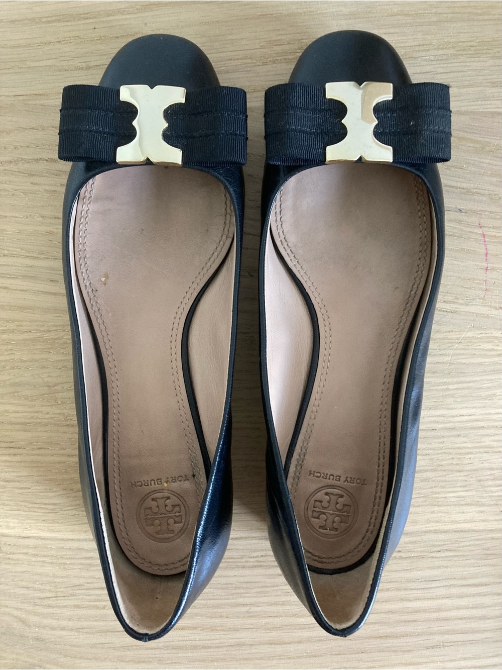 Size 7 Tory Burch Black Leather Bow Flats with Gold Logo Accent